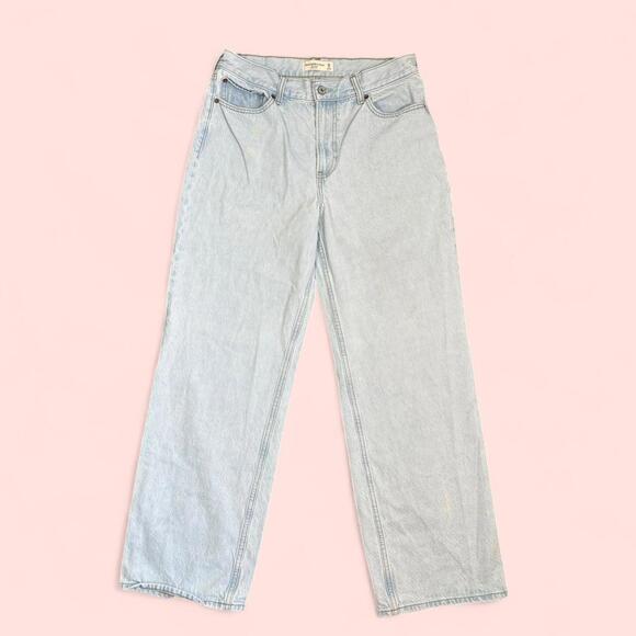 Abercrombie & Fitch Denim - Abercrombie‎ & Fitch Size 28/6R Loose High Rise Wide Leg Flare Light Wash Jeans